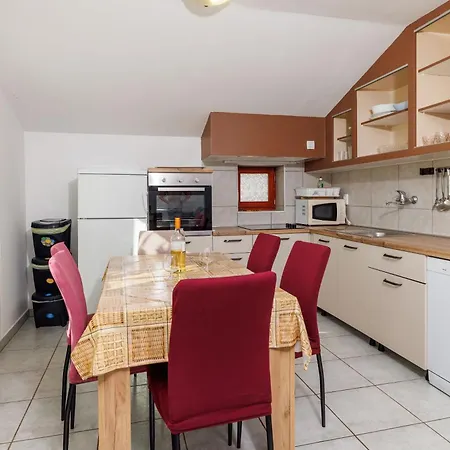 Slobodanka Apartament Lopar