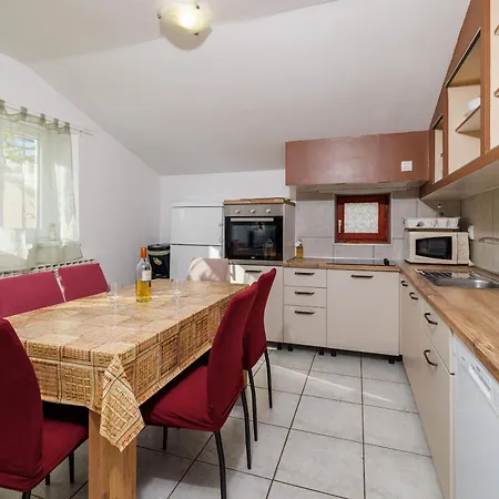 Apartment Slobodanka *